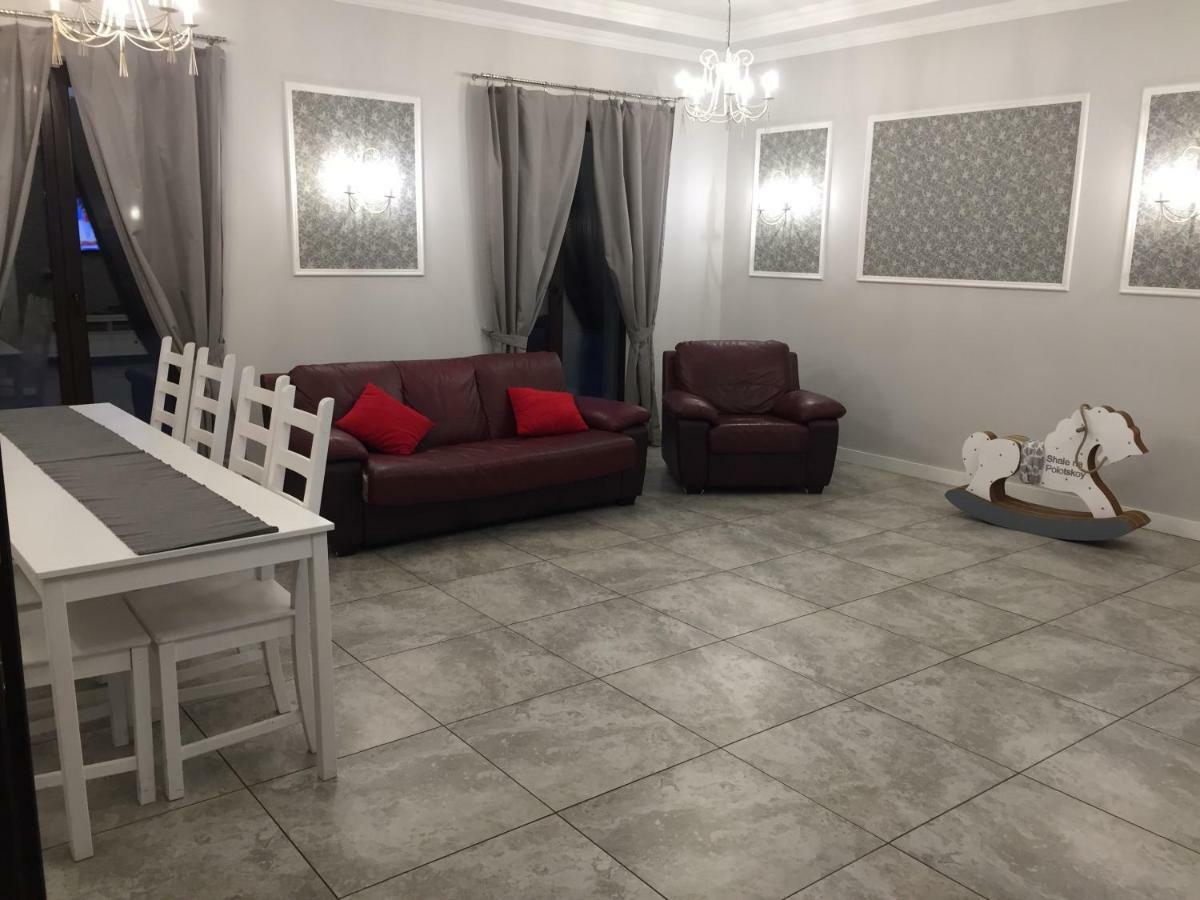 Villa Shale Na Polotskoy à Bobruisk Extérieur photo